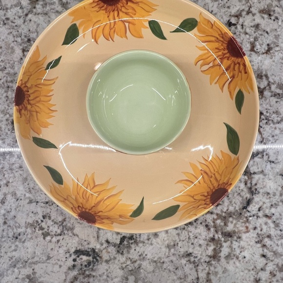 Foreside Home & Garden Other - Sunflower Chip and Dip Platter by Fireside